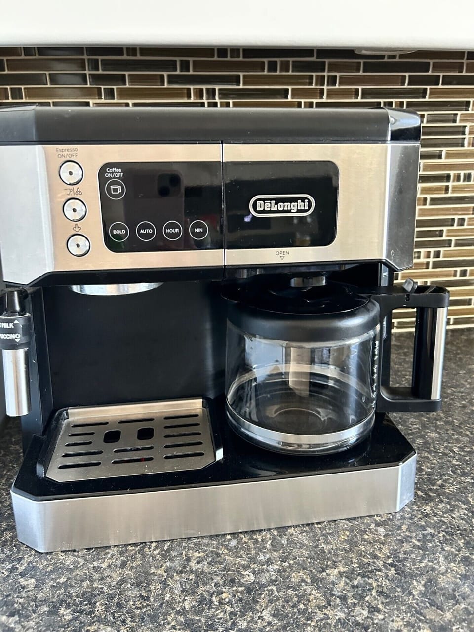 Upstairs coffee machine (coffee, espresso, and latte).
