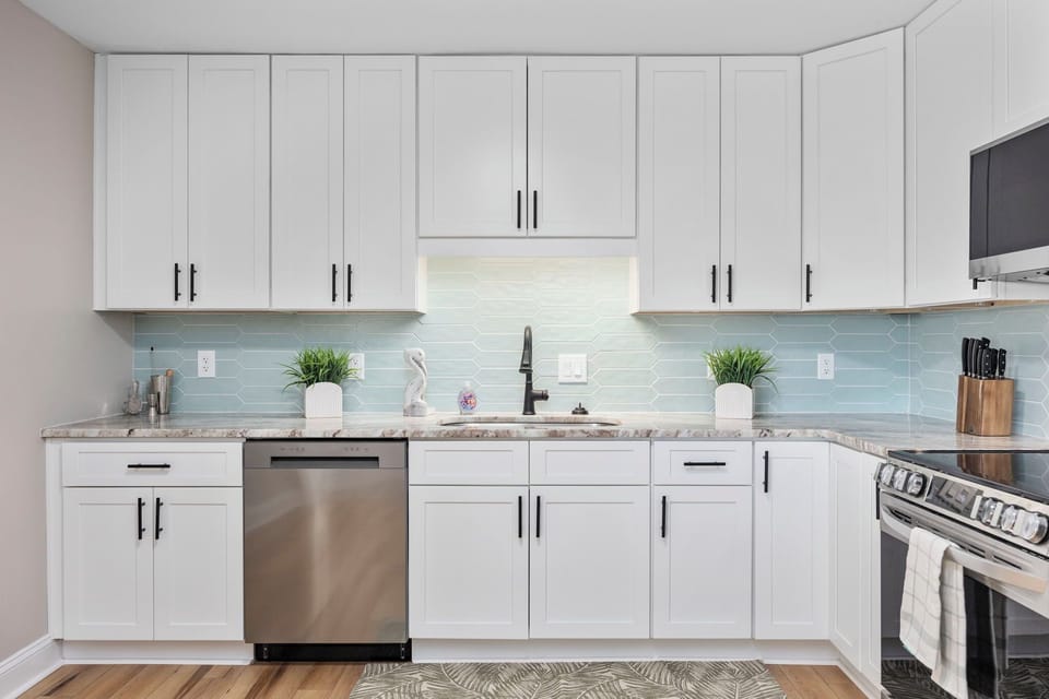 Fully stocked kitchen