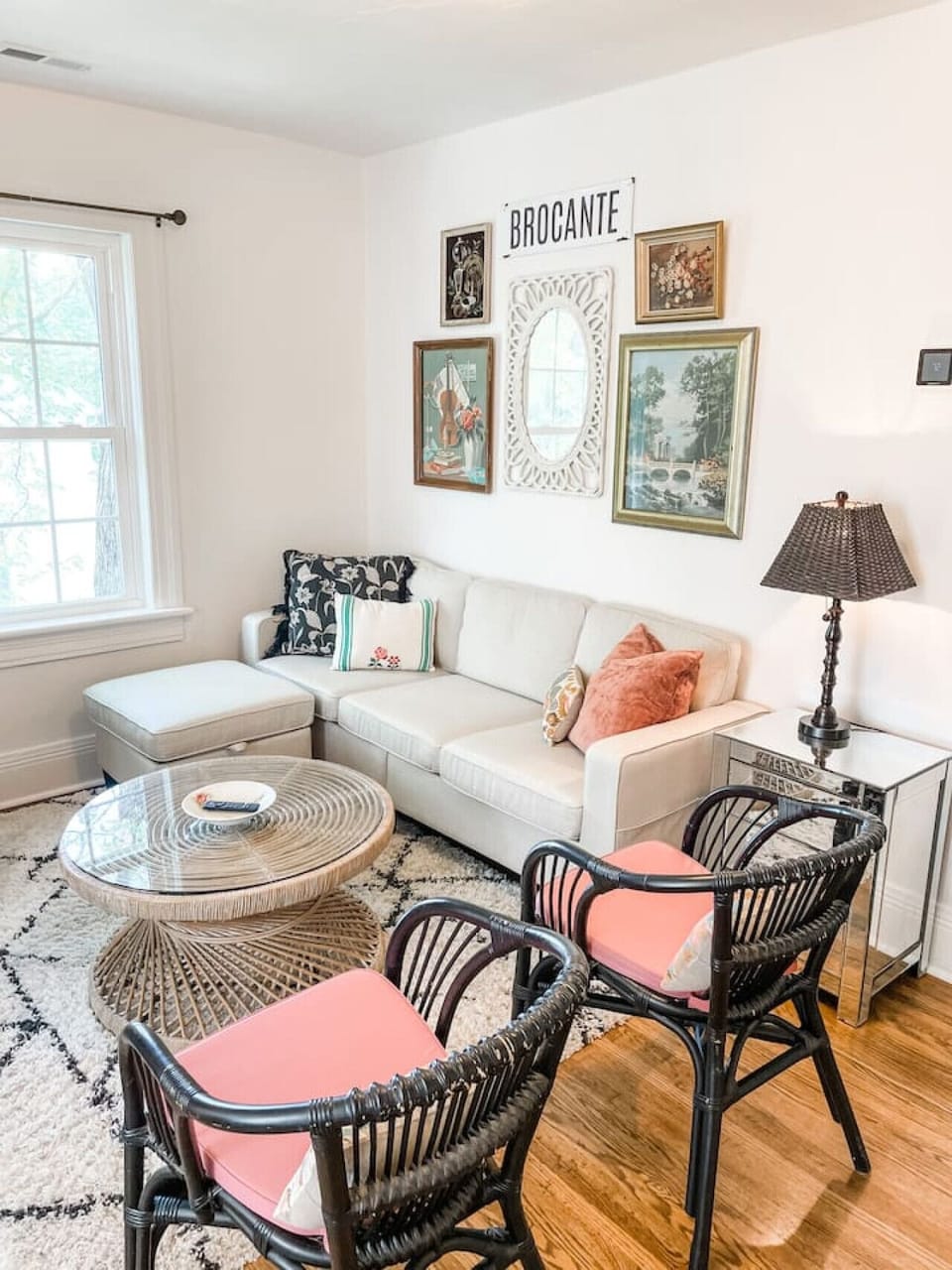 My wife and I had a wonderful stay. The place was exactly as described and we felt right at home.  If we go up again, we will certainly plan to stay there again it was absolutely wonderful.  - Curt - 9/23