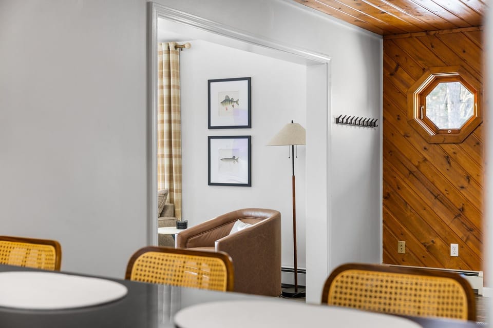 Discover inviting nooks, framed by unique views and rich textures.