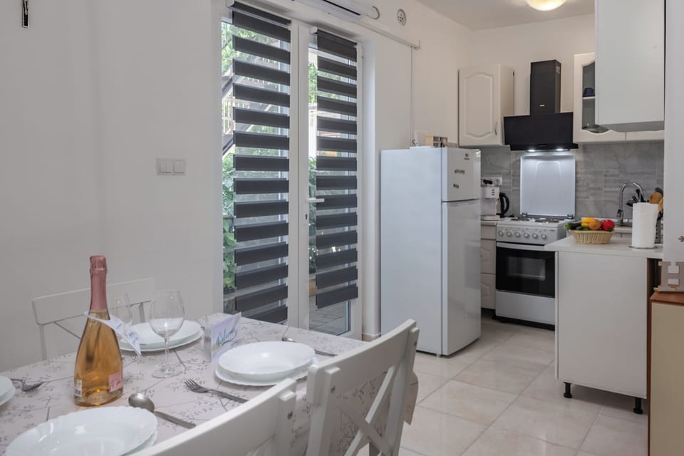 Kitchen and dining area