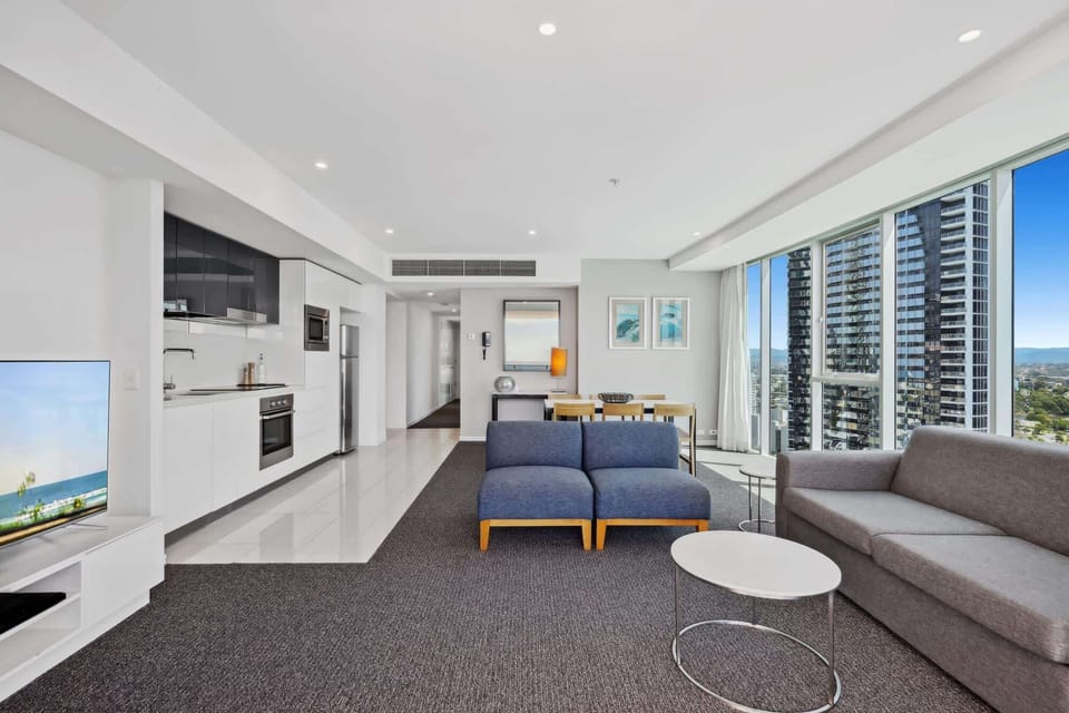 Living Area/Dining Area/Kitchen