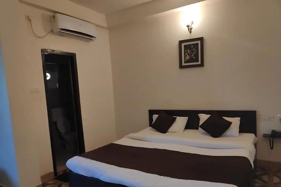 Royal Suite | Desk, WiFi (free)