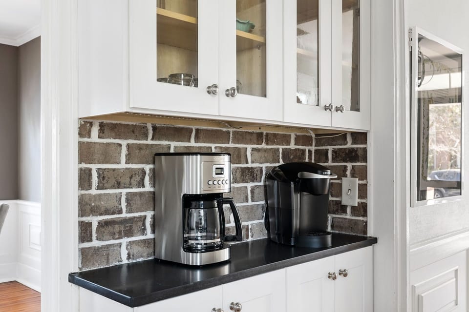 Start your day with a fresh brew! Choose between a full pot or a quick cup with both a drip coffee maker and Keurig machine.