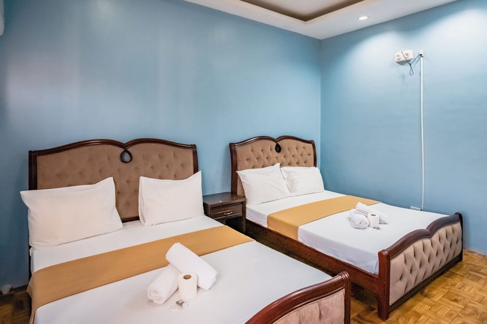 Family Double or Twin Room | Desk, laptop workspace, free WiFi
