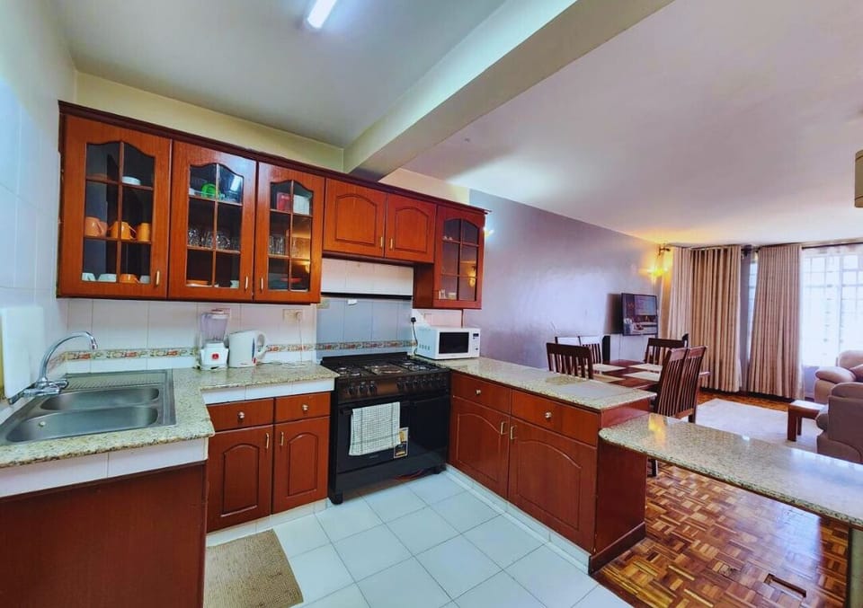 Fully equipped kitchen 