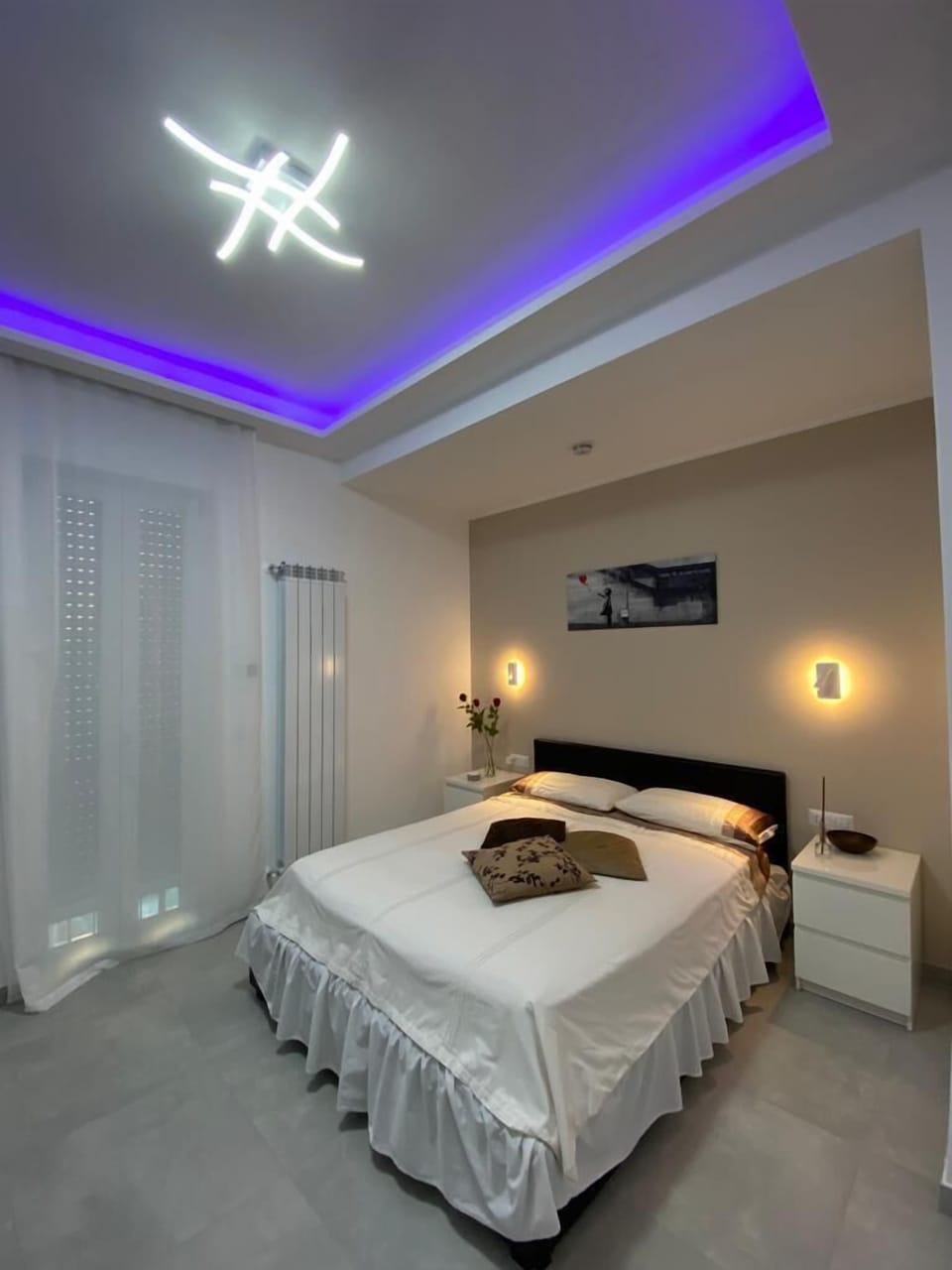 Superior Room, Park View | Minibar, individually decorated, individually furnished, desk