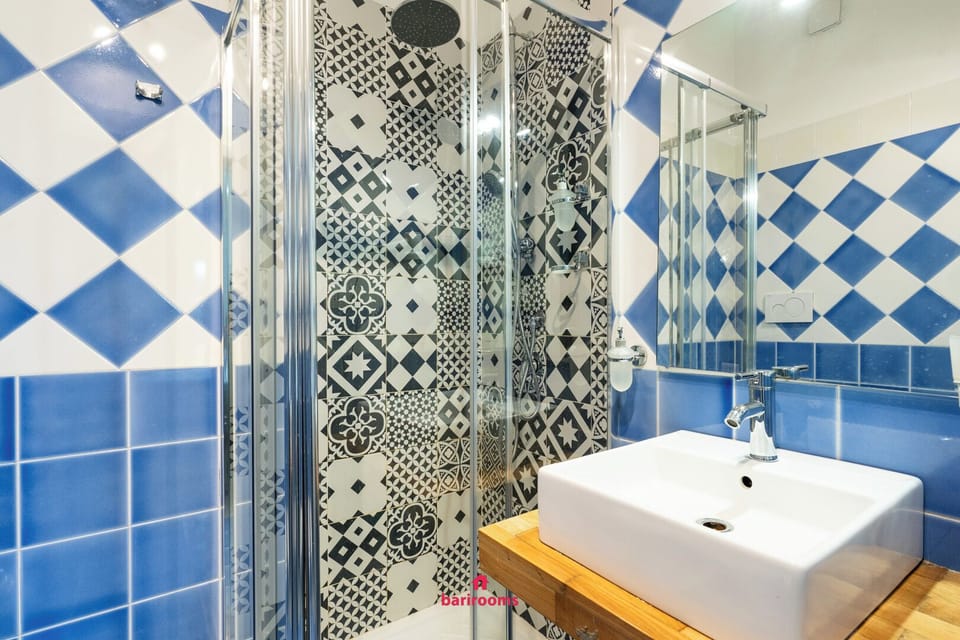 Double Room | Bathroom | Shower, hair dryer, towels, soap