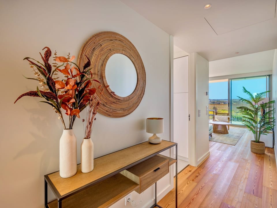 beachfront bliss & spa - hall east