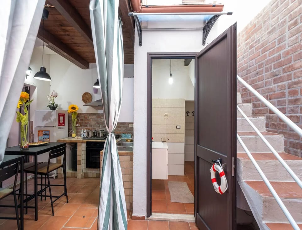 Villa | Private kitchen | Fridge, oven, stovetop, cookware/dishes/utensils