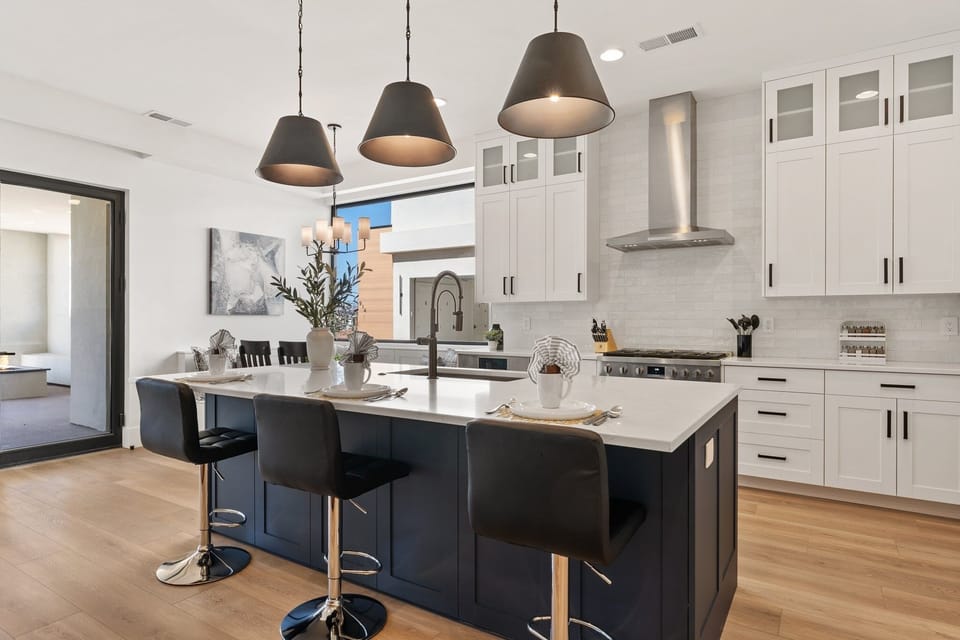 House, Multiple Bedrooms | Private kitchen | Fridge, coffee/tea maker, electric kettle, toaster