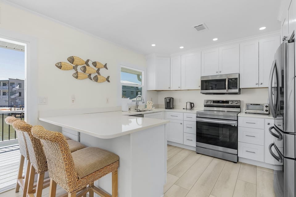 House, 2 Bedrooms | Private kitchen | Coffee/tea maker, fridge, oven, toaster