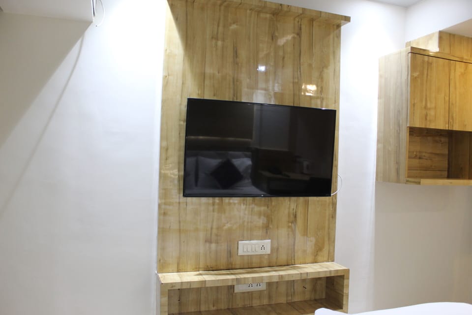 Deluxe Double Room | Free WiFi