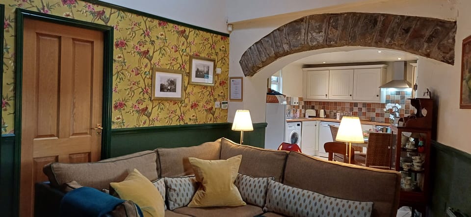 Cottage, 2 Bedrooms | Lobby