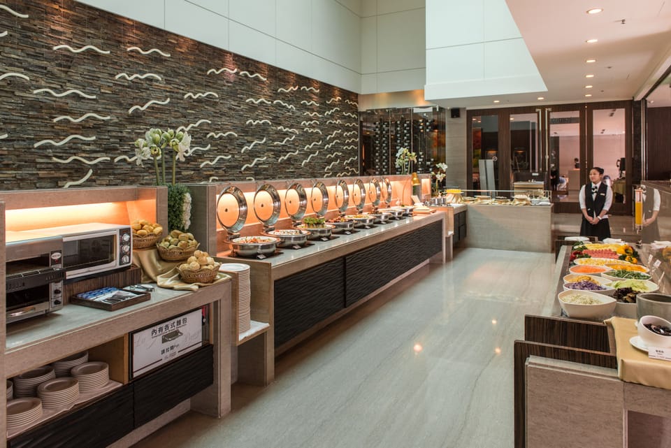 Daily buffet breakfast for a fee