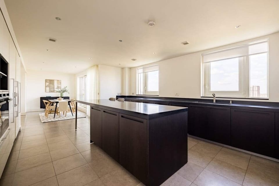 Apartment (3 Bedrooms) | Private kitchen | Oven, dishwasher, electric kettle
