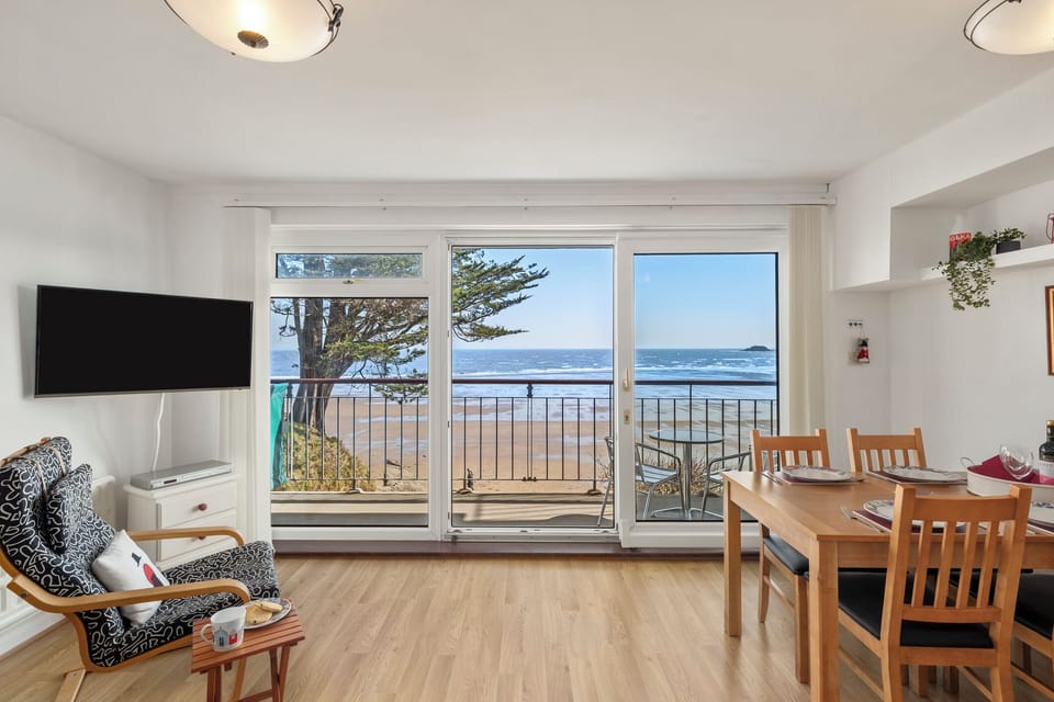 Sea View Apartment