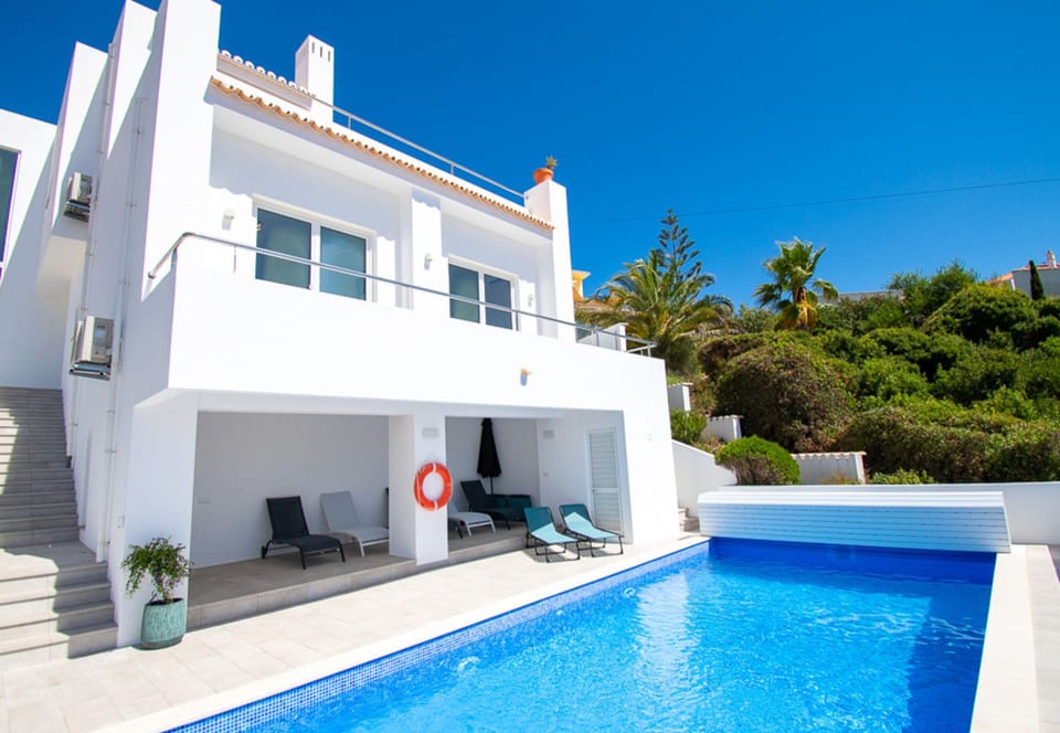 House | 6 bedrooms