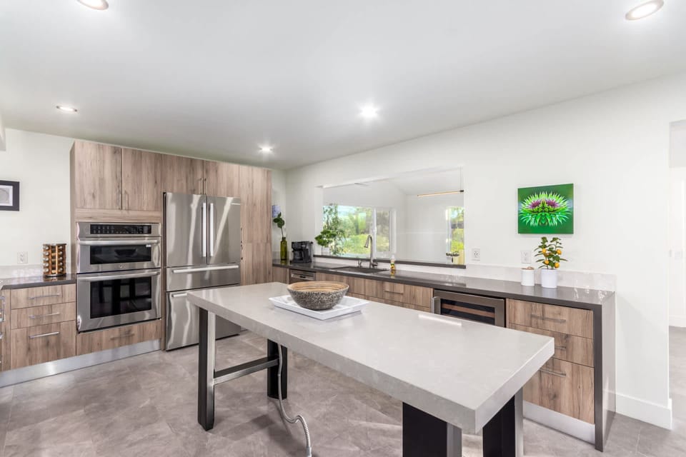 House | 5 bedrooms, high-speed internet