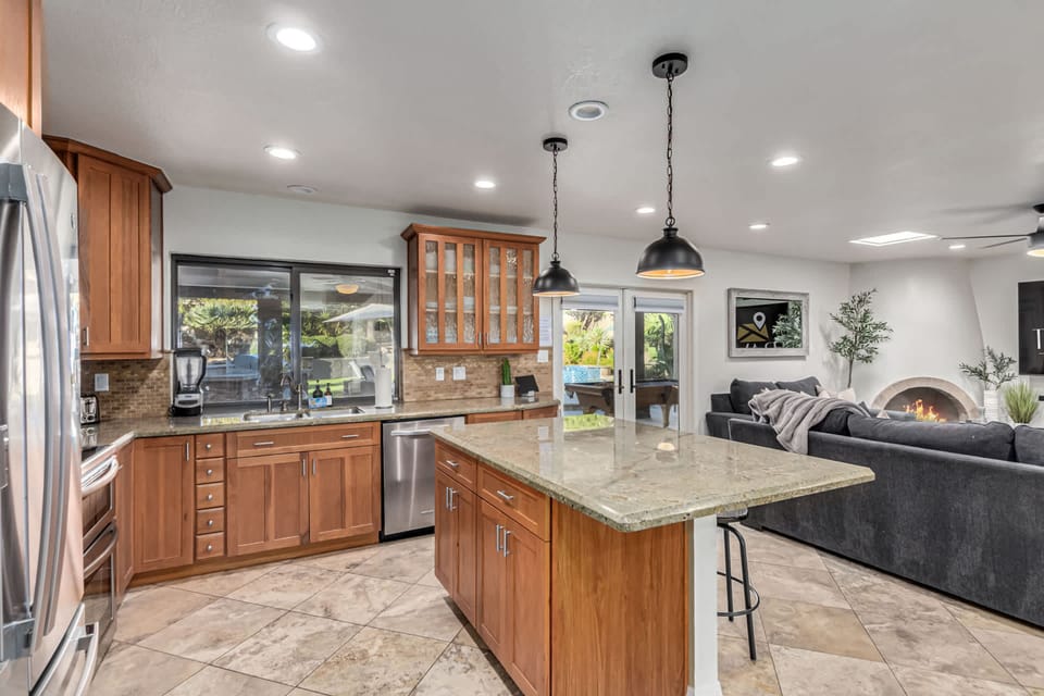 House | 4 bedrooms, high-speed internet