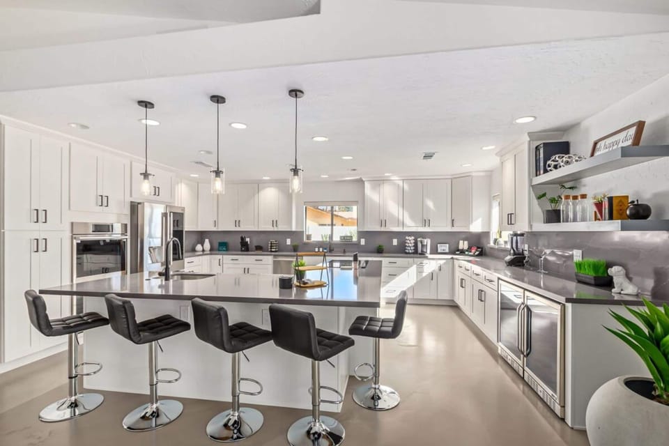 House | 5 bedrooms, Internet