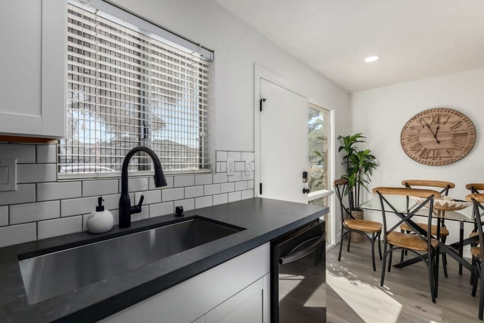 House | 2 bedrooms, high-speed internet