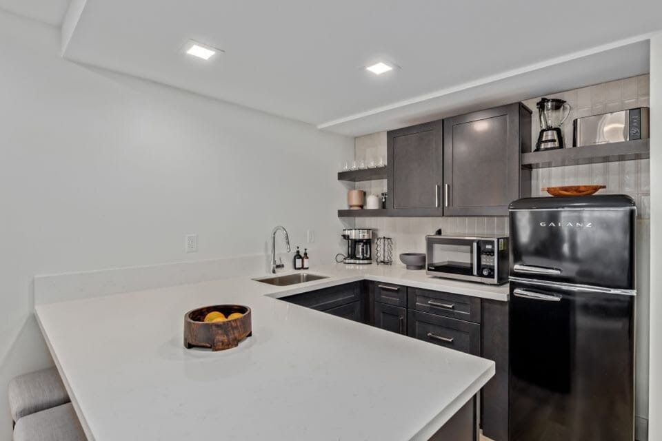 House, Accessible | Desk, high-speed internet