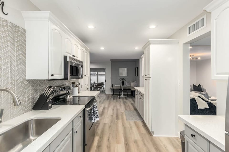 House | 3 bedrooms, high-speed internet