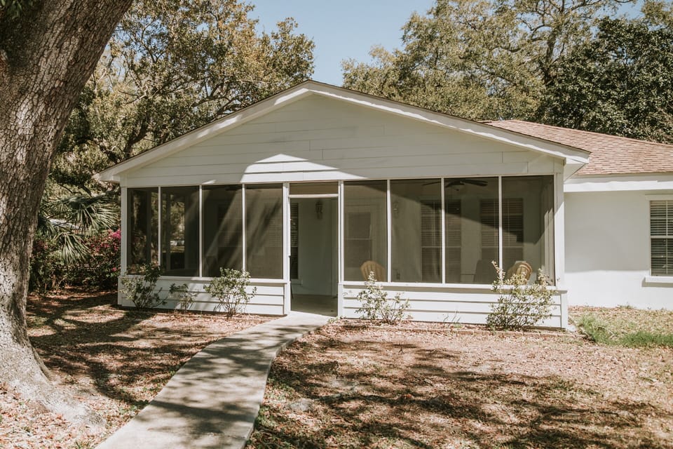 The Jeff - in the heart of downtown Ocean Springs and near the beach!