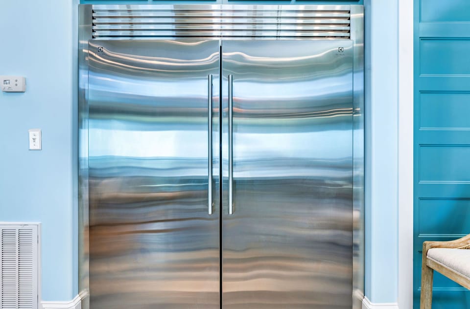 6' wide french door Electrolux refrigerator/freezer