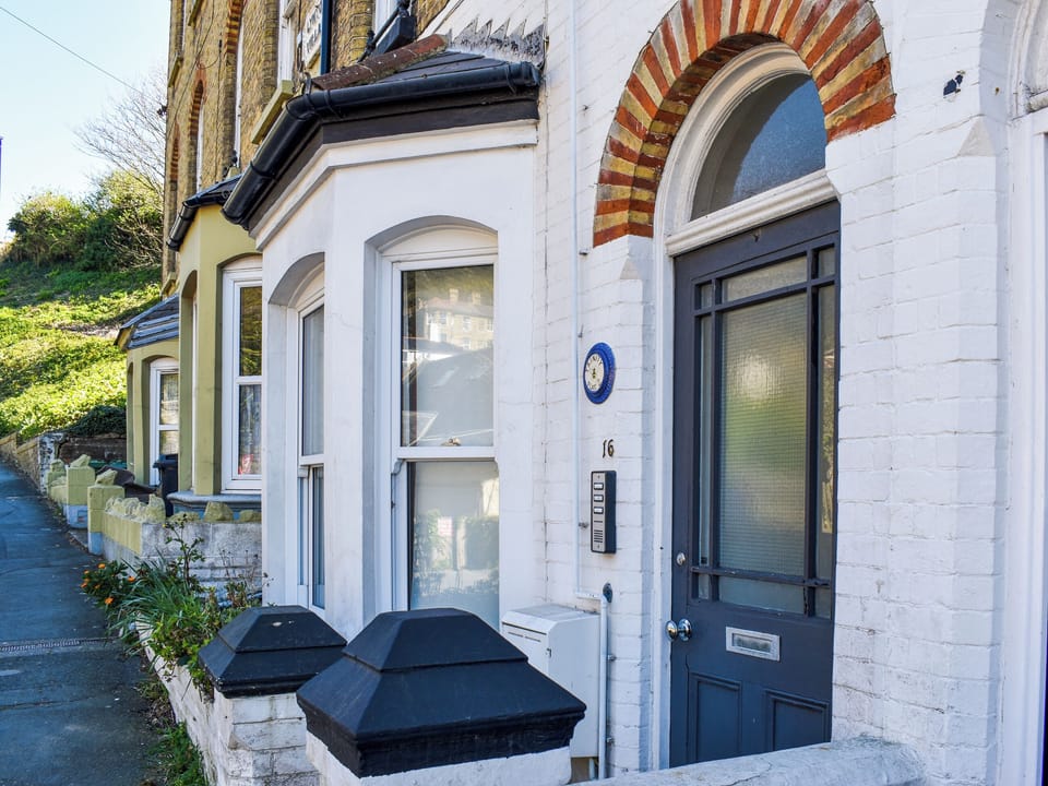 Exterior | Trinity Bee, Ventnor