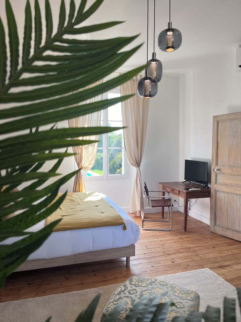 Deluxe Double or Twin Room, Pool View | Desk, laptop workspace, free WiFi