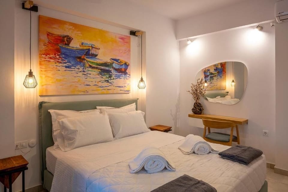1 bedroom, in-room safe, laptop workspace, iron/ironing board