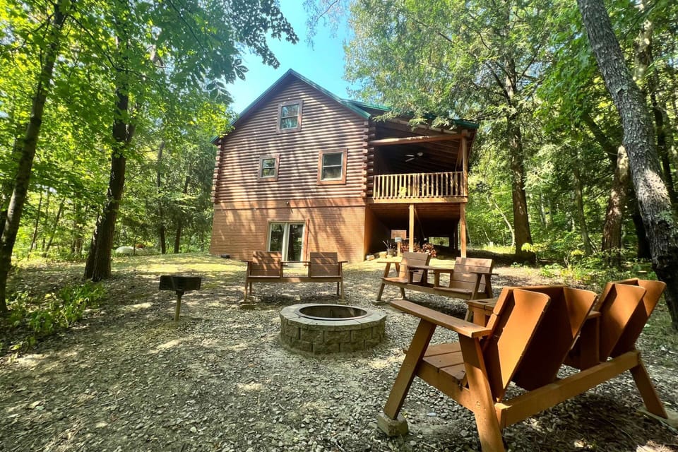 Fire Pit & Seating