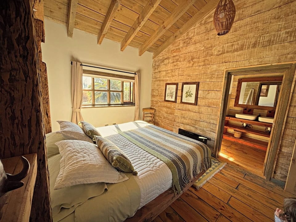 Standard Double Room | Bed sheets