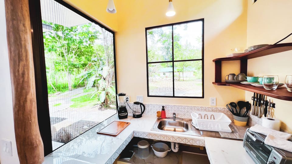 Comfort Cabin, Patio, Garden View | Free WiFi