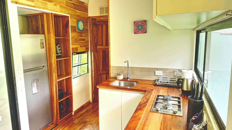 Luxury Mobile Home, Patio, Garden View | Free WiFi