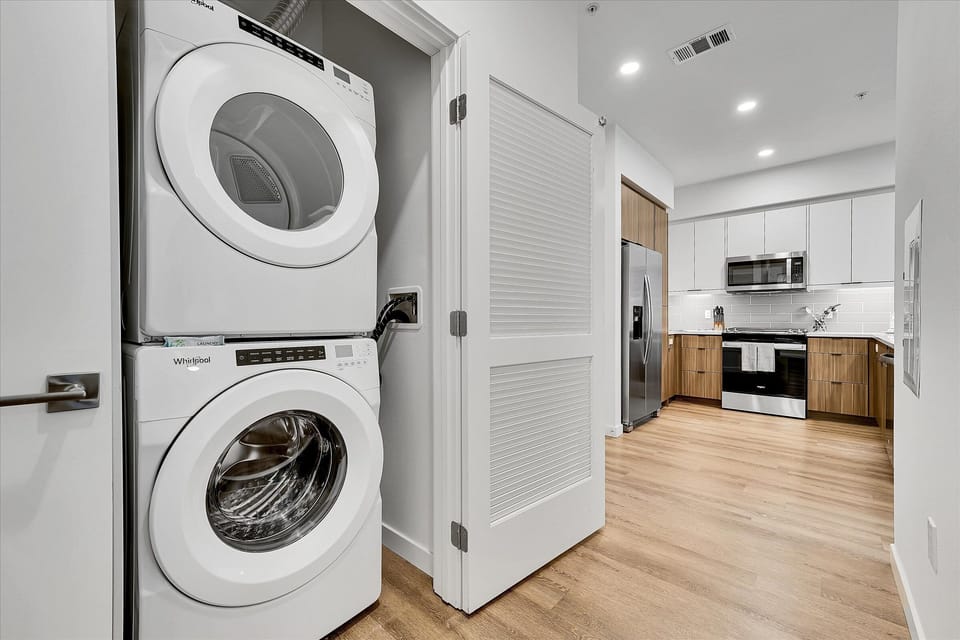 Mission Valley San Diego San Diego 1 Bedroom Washer/Dryer
