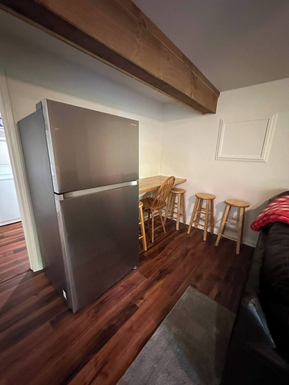 Extra refridgerator downstairs for all of those cold drinks.