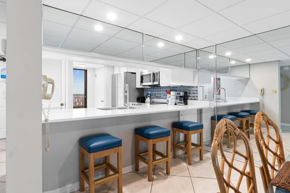 Full Size Kitchen