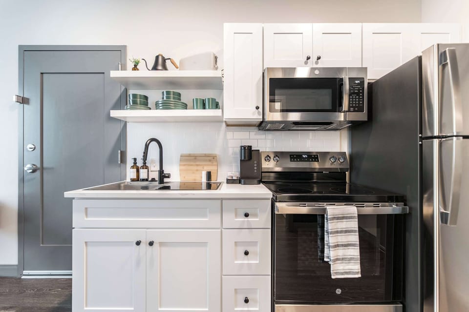 Cher Kitchen