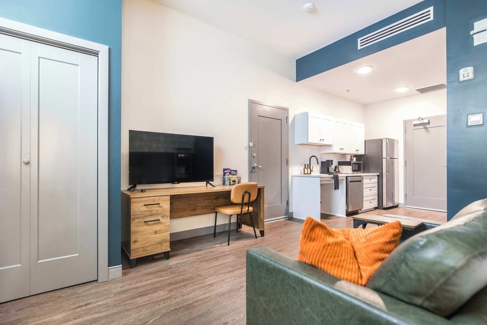 Room 1