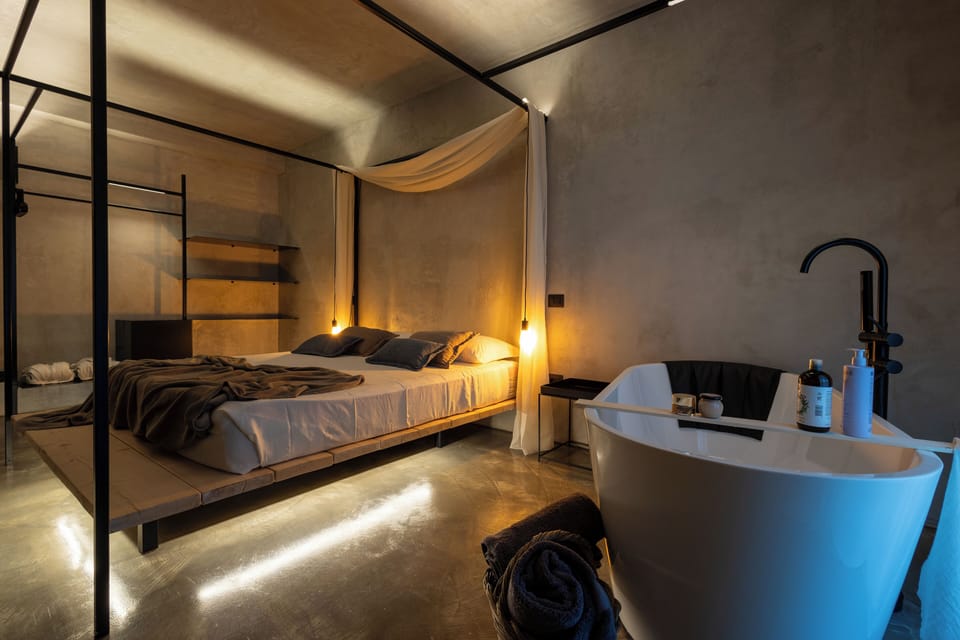 Deluxe Double Room (Camera doppia deluxe,vista giardino 3) | Minibar, in-room safe, free WiFi