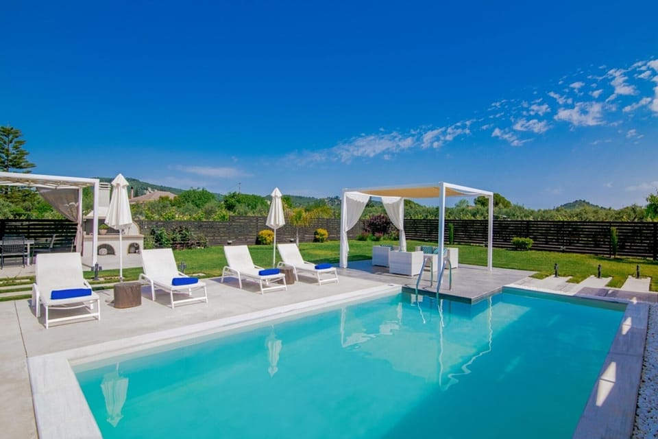Holiday Home Swimming Pool