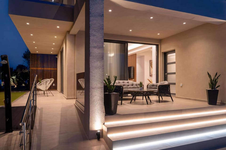 Holiday Home Swimming Pool