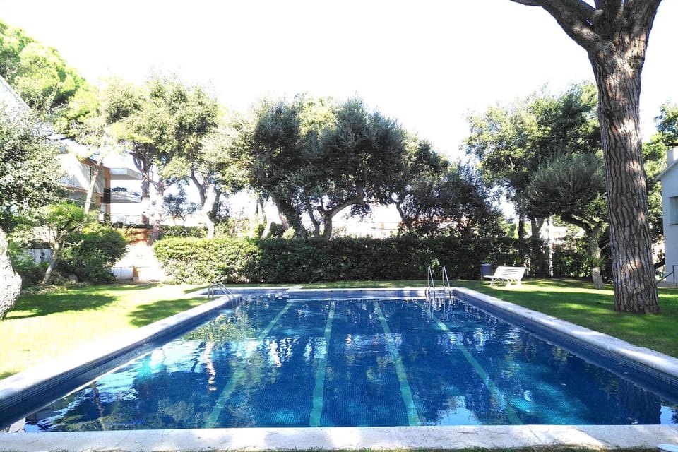 Holiday Home Swimming Pool