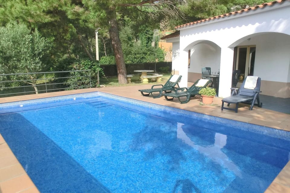 Holiday Home Swimming Pool