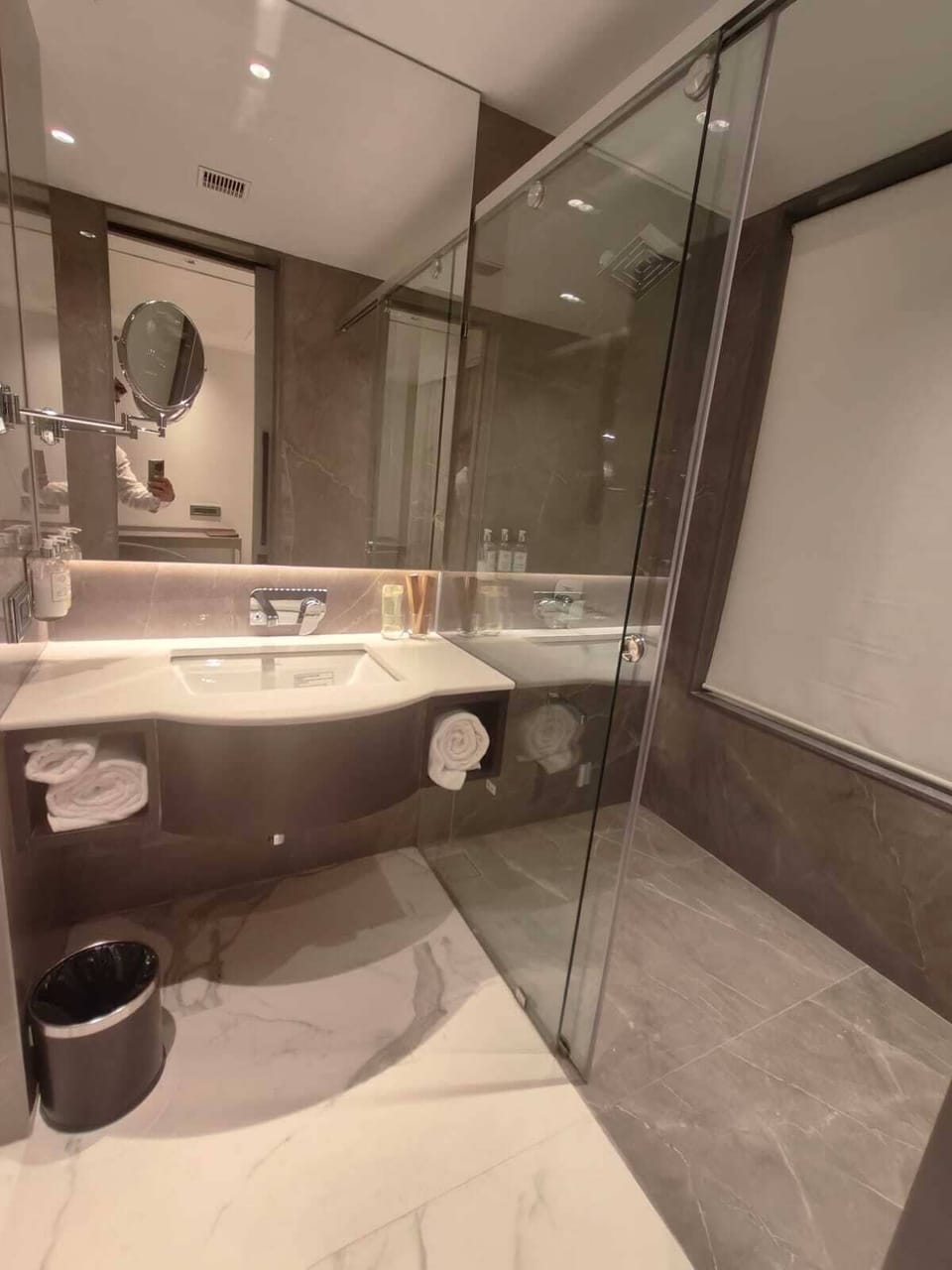 Free toiletries, hair dryer, slippers, bidet