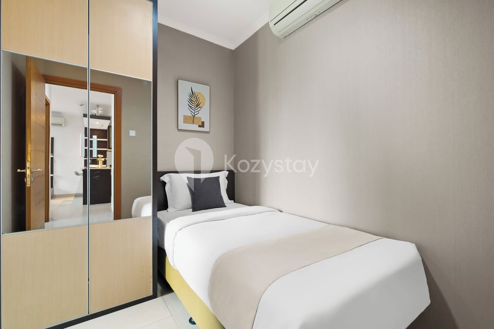 Apartment, 2 Bedrooms, City View | 2 bedrooms, iron/ironing board, free WiFi
