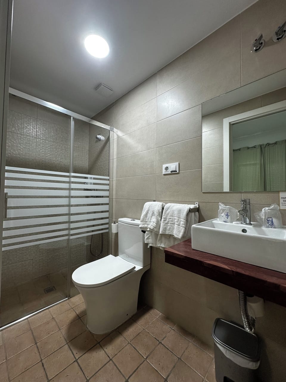 Double Room, City View | Bathroom | Hair dryer, towels, soap, shampoo